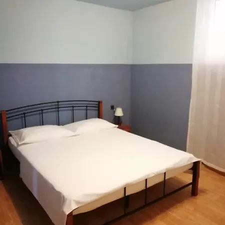 Bodrozic 特罗吉尔